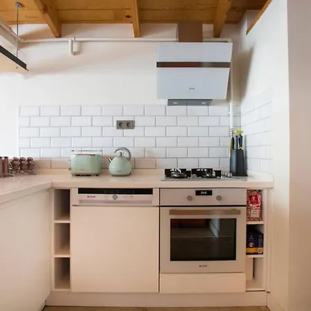Apartamento Your Colorful, Stylish & New Penthouse W Terrace *