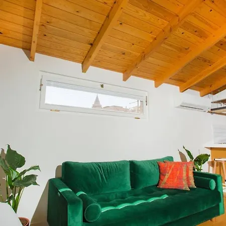Your Colorful, Stylish & New Penthouse W Terrace