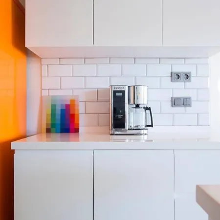 Apartamento Your Colorful, Stylish & New Penthouse W Terrace