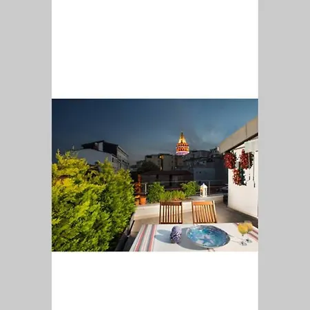Your Colorful, Stylish & New Penthouse W Terrace Apartamento *